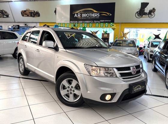 FIAT FREEMONT 2.4 PRECISION 16V GASOLINA 4P AUTOMÁTICO